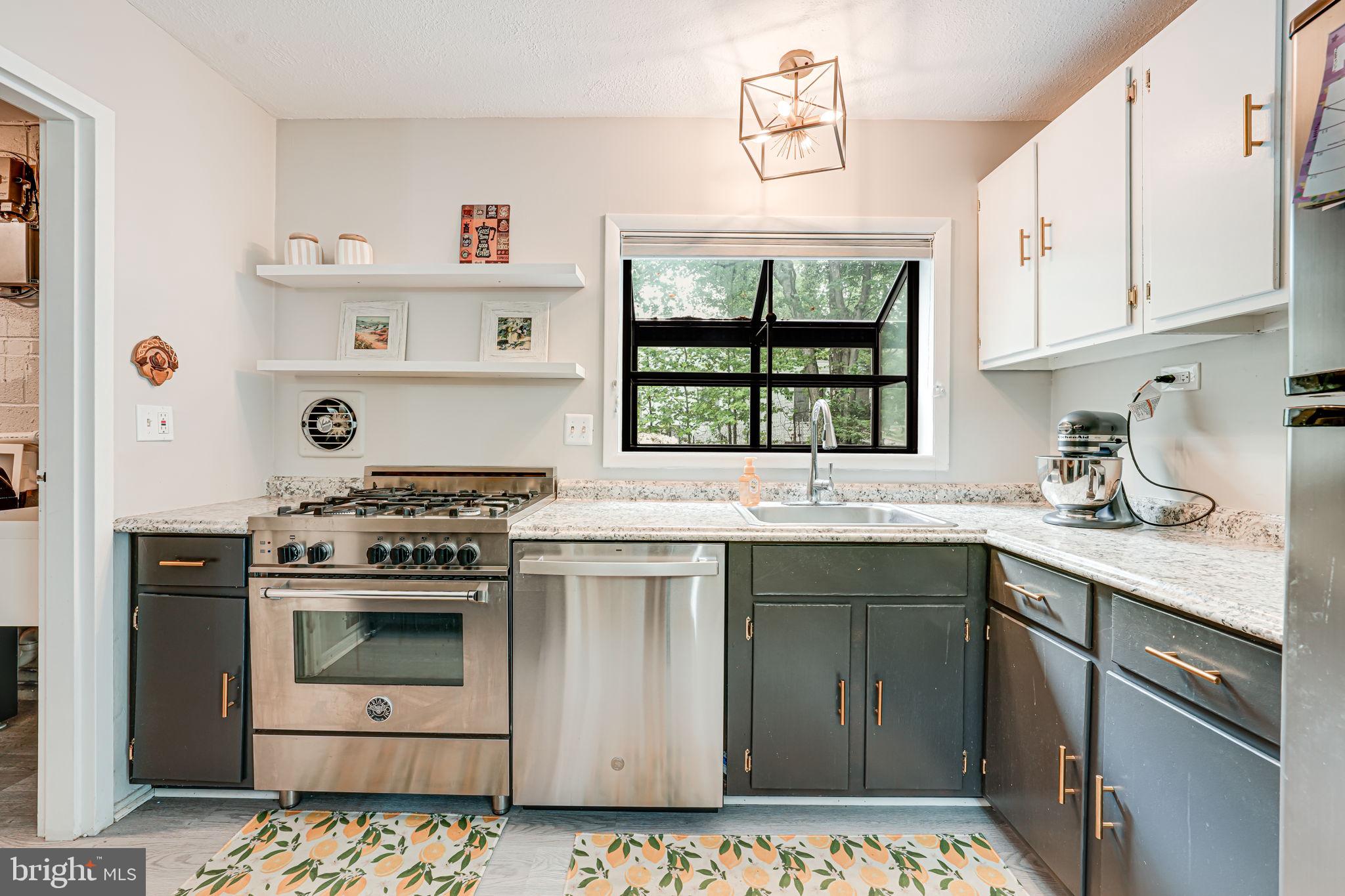 MONTICELLO FOREST - Residential