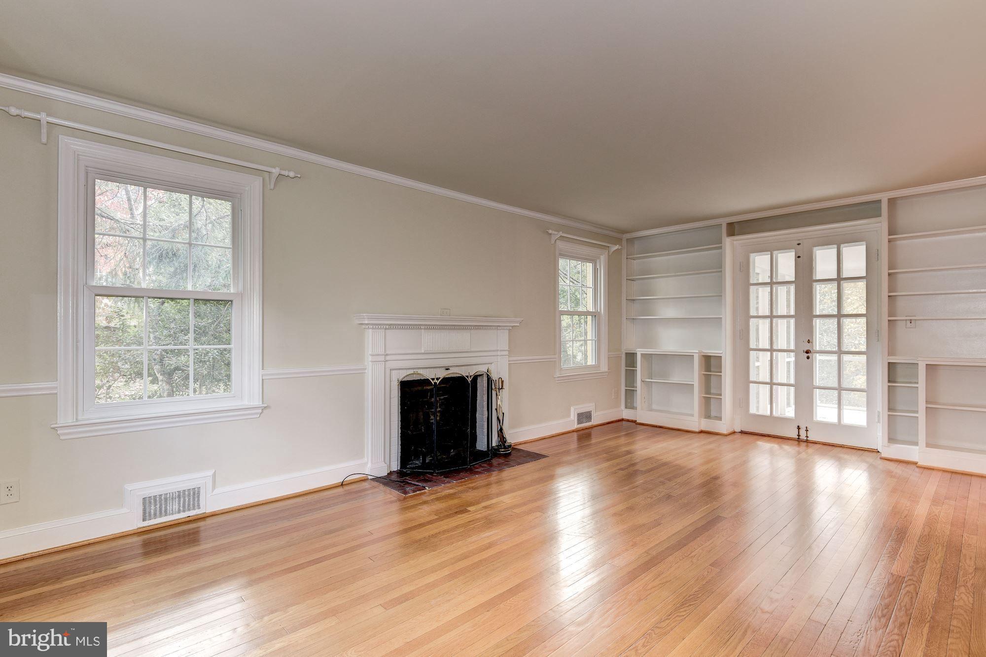 BELLEVUE FOREST - Residential Lease