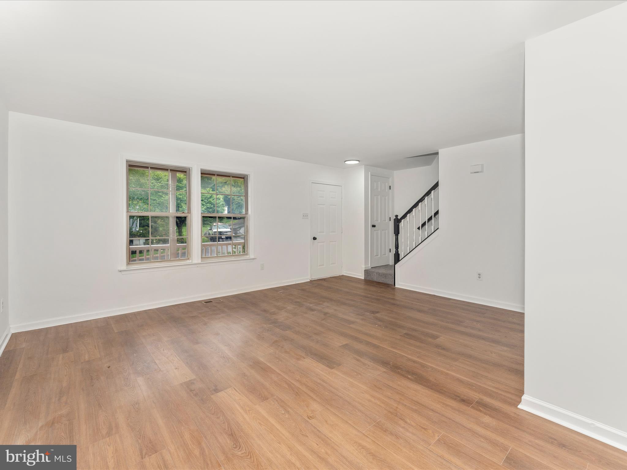 LAKE LINGANORE - Residential