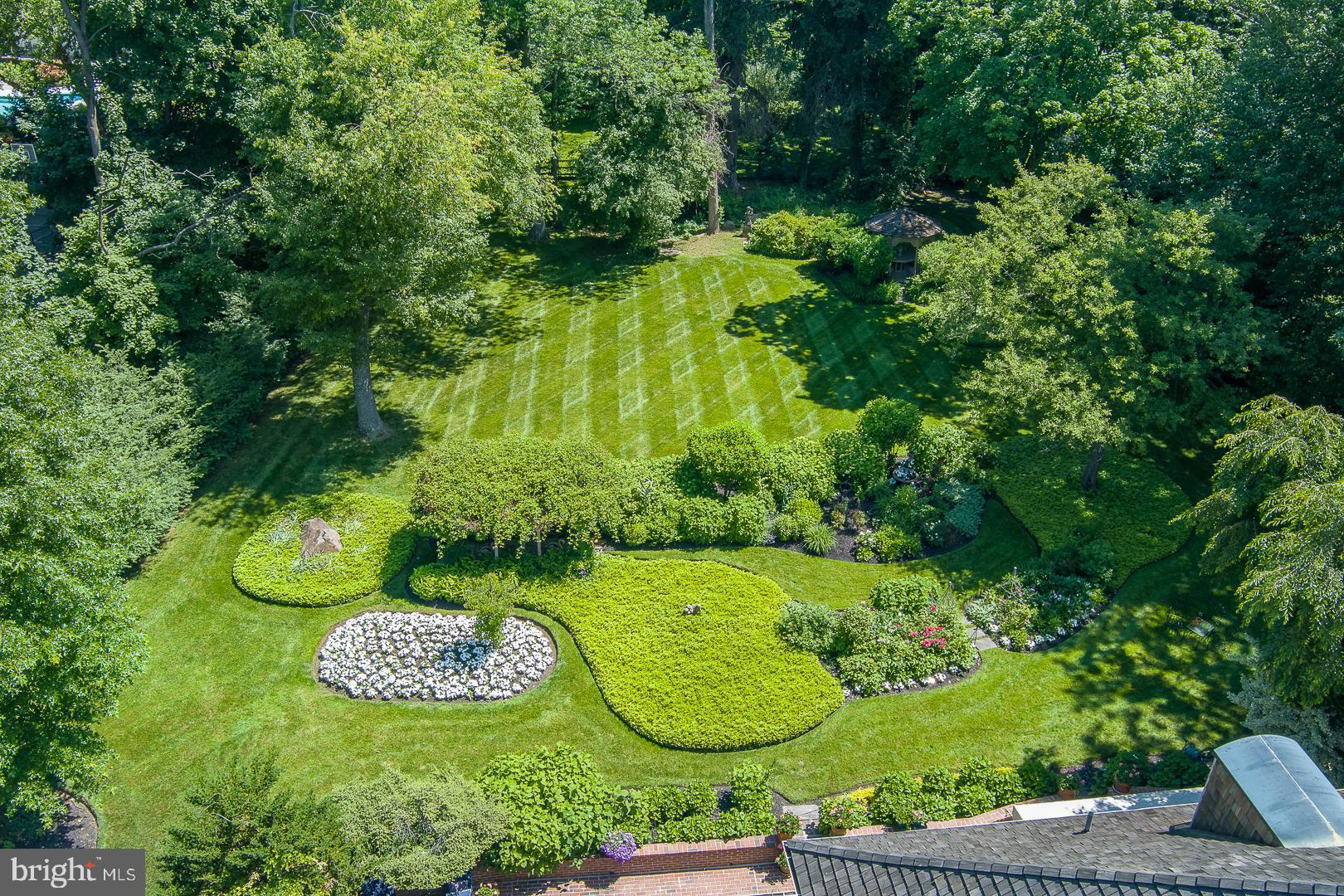 MERION GOLF ESTATES - Residential