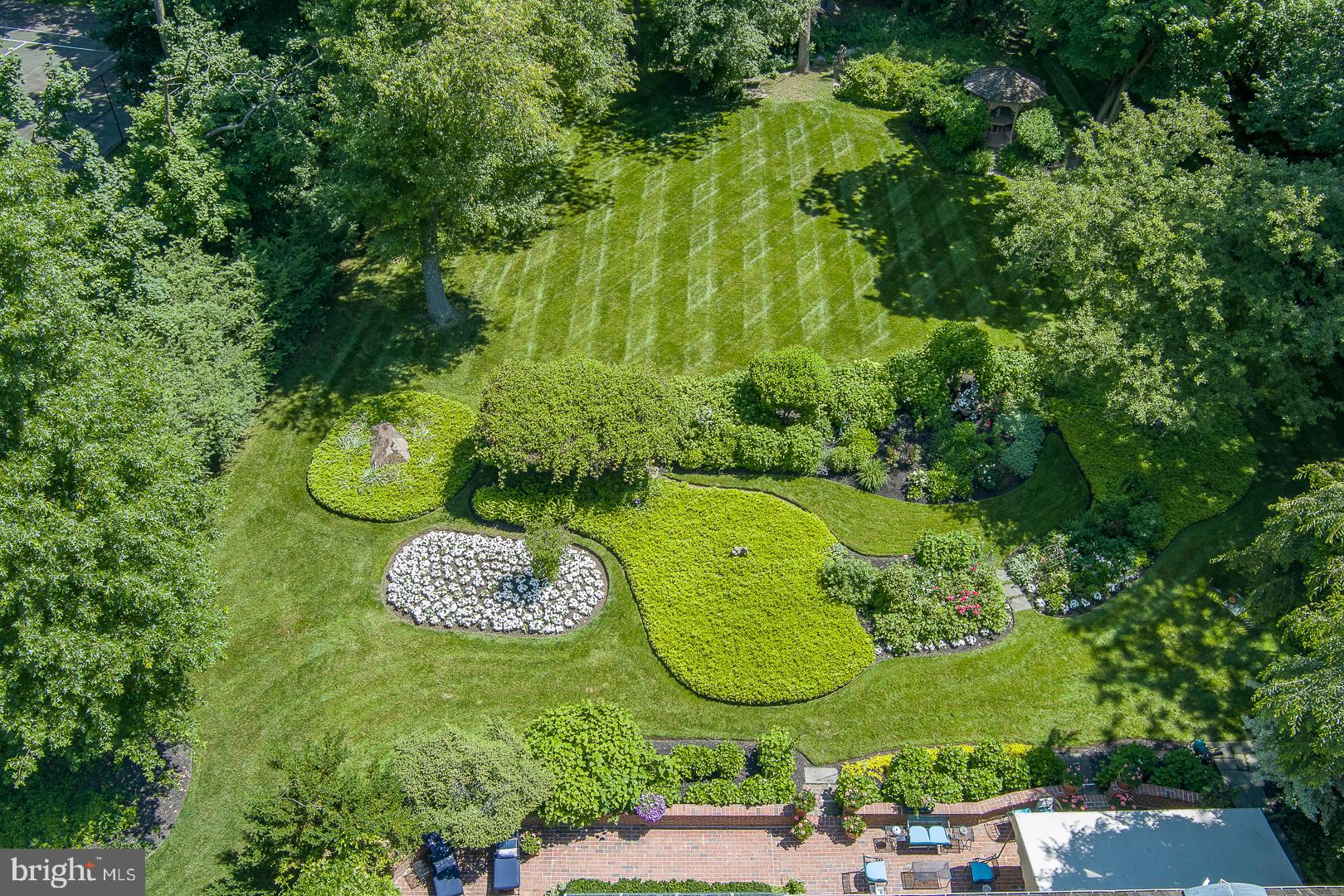 MERION GOLF ESTATES - Residential