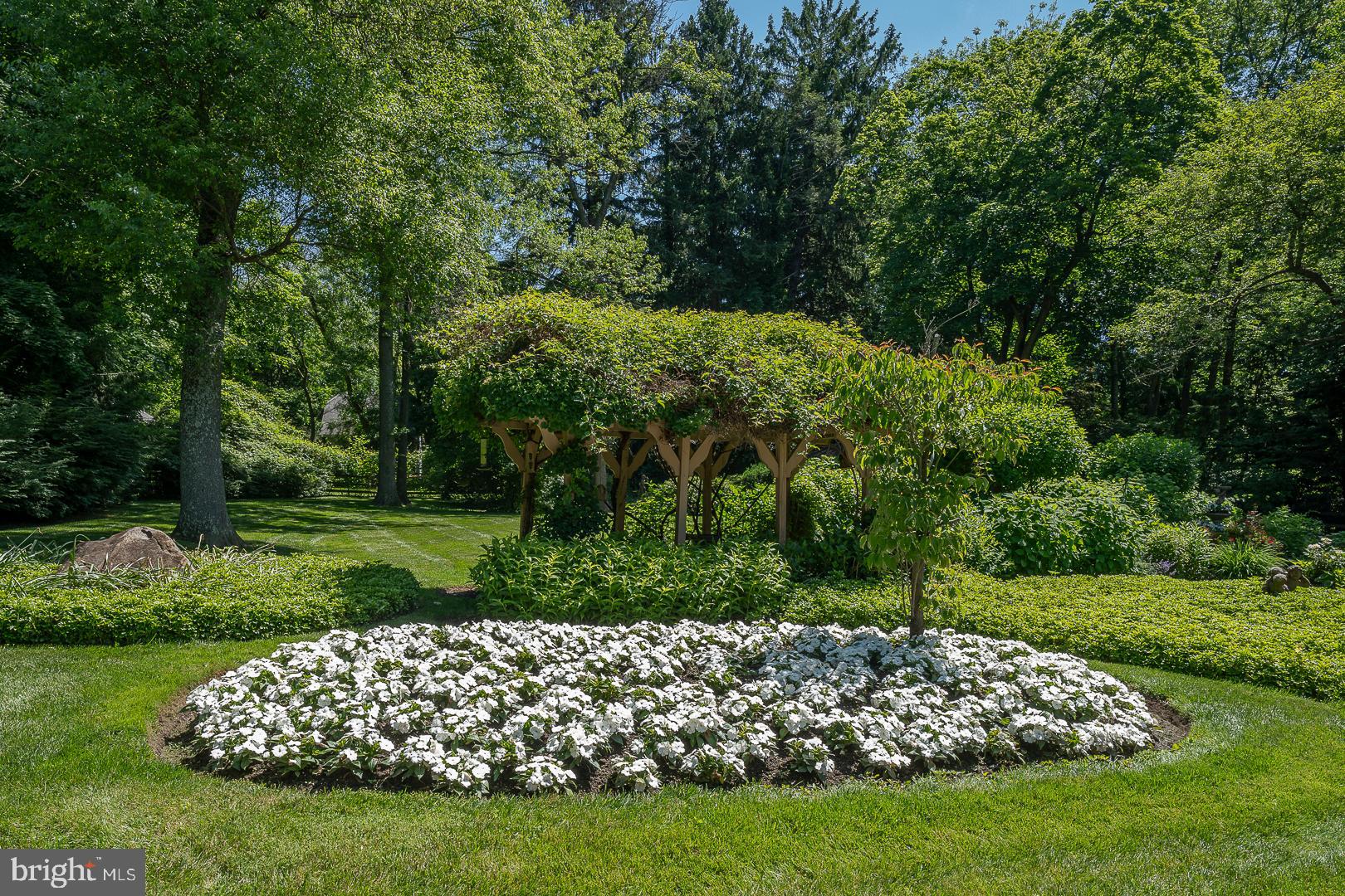 MERION GOLF ESTATES - Residential