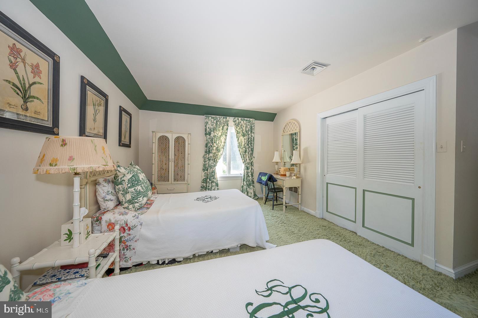 MERION GOLF ESTATES - Residential