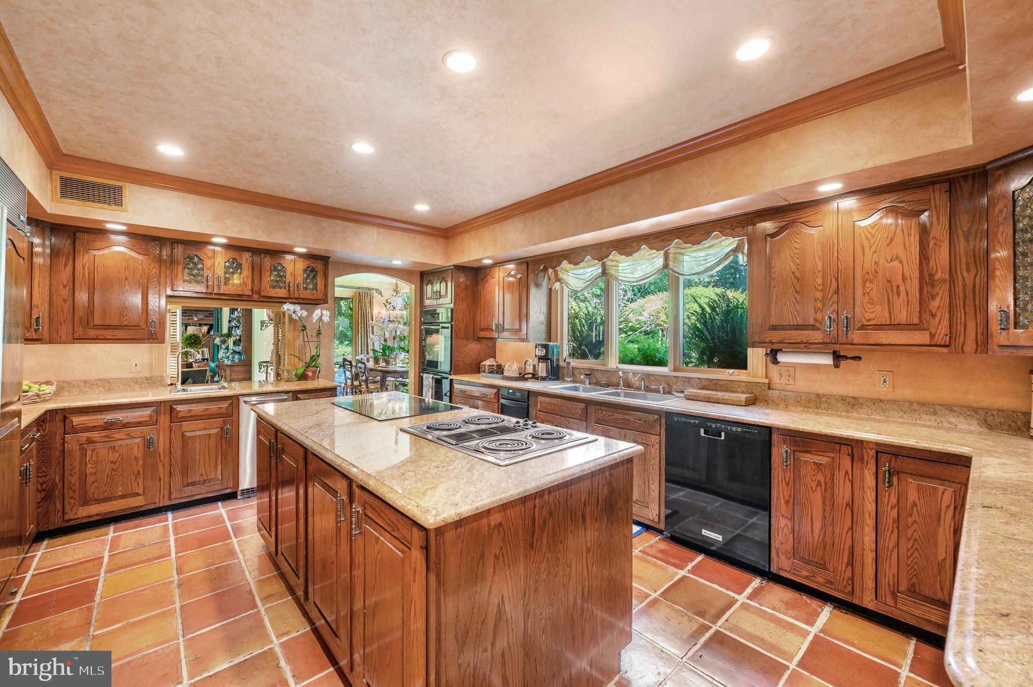 MERION GOLF ESTATES - Residential