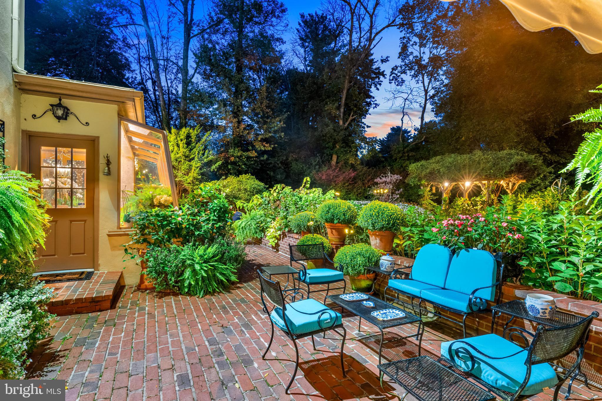 MERION GOLF ESTATES - Residential