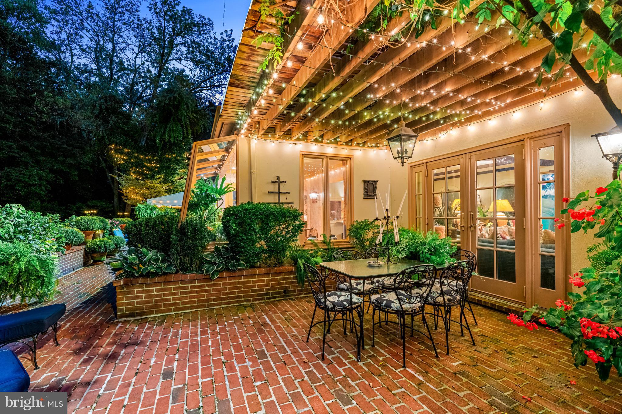 MERION GOLF ESTATES - Residential