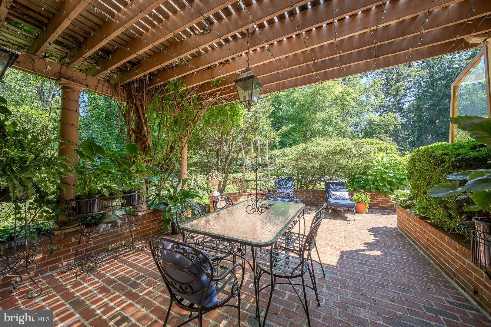 MERION GOLF ESTATES - Residential