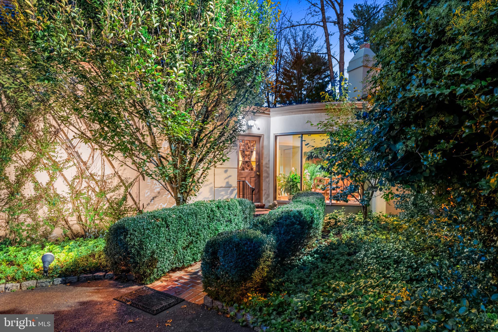 MERION GOLF ESTATES - Residential