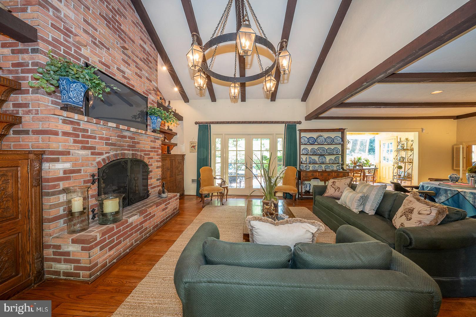 MERION GOLF ESTATES - Residential