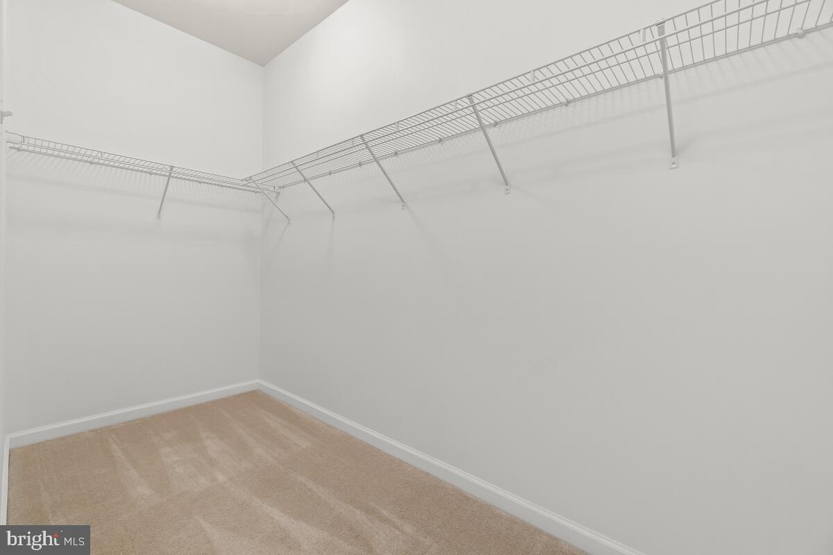 VILLAGES OF URBANA - Residential Lease