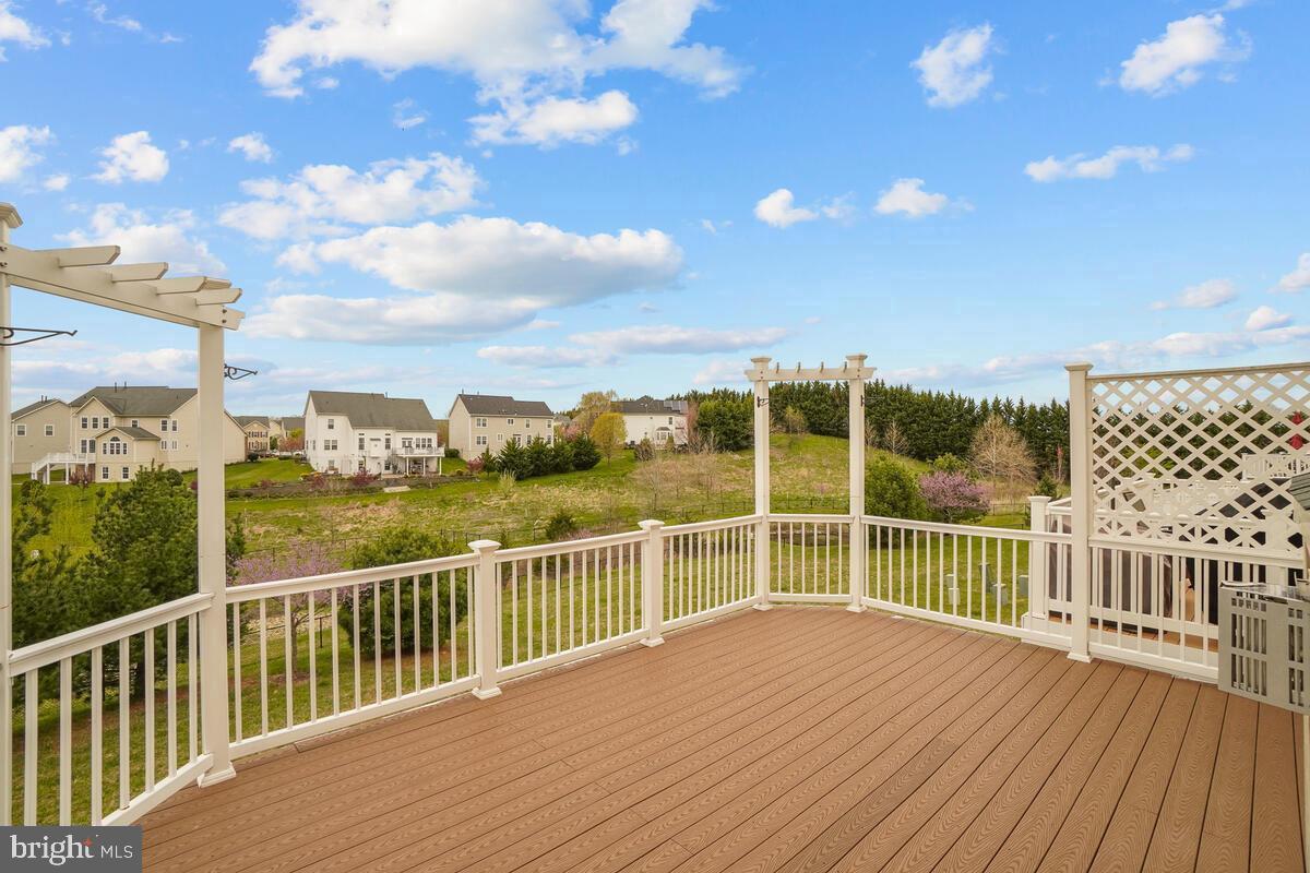 VILLAGES OF URBANA - Residential Lease