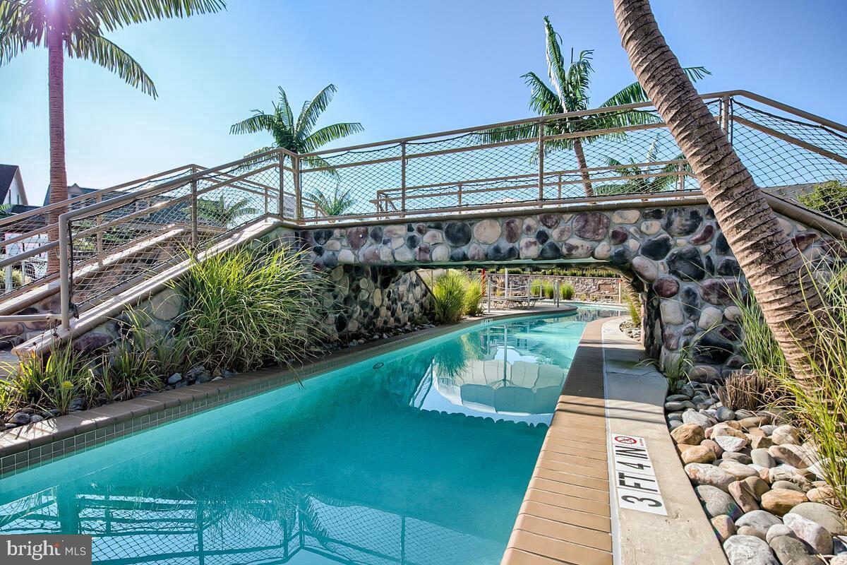 VILLAGES OF URBANA - Residential Lease