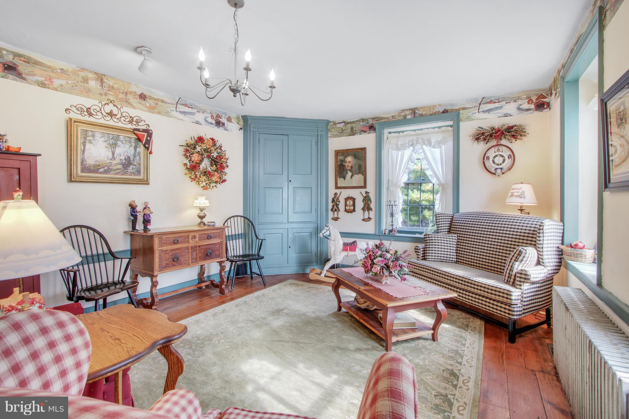 NEW HOLLAND BOROUGH - Commercial Sale