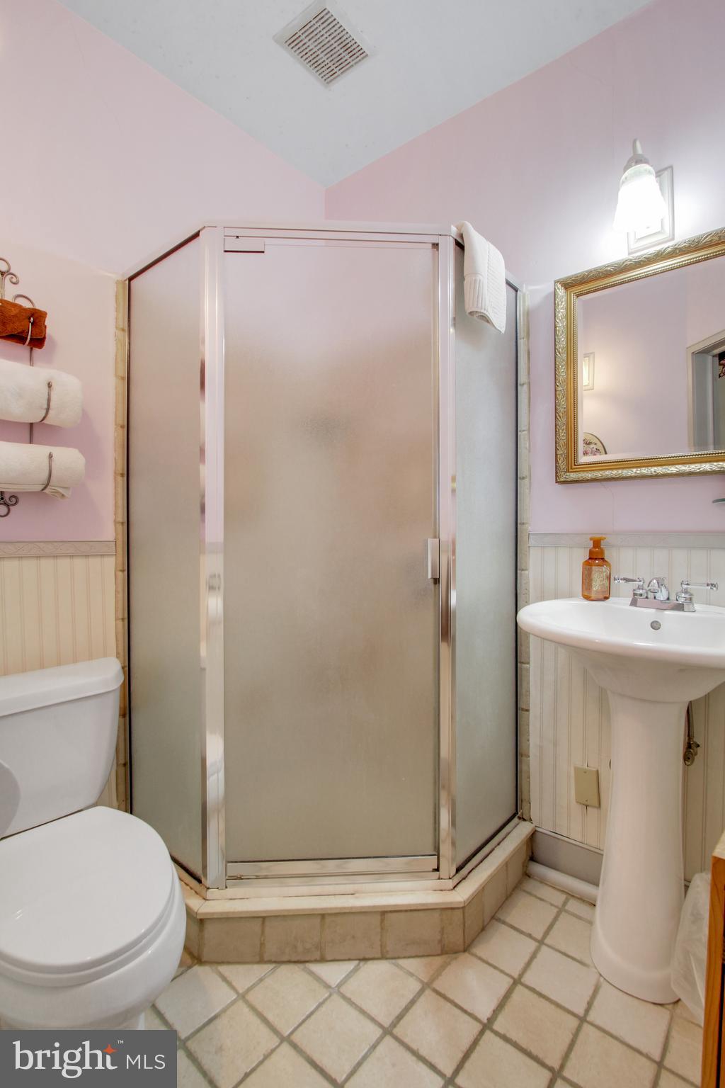 NEW HOLLAND BOROUGH - Commercial Sale