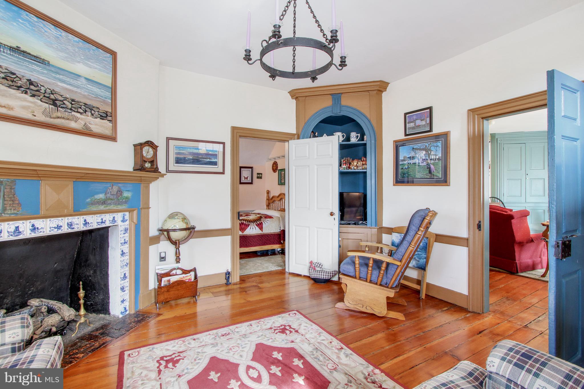 NEW HOLLAND BOROUGH - Commercial Sale