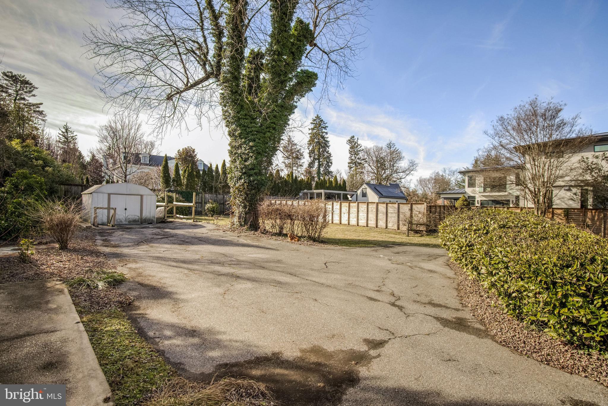 EDGEMOOR - Residential