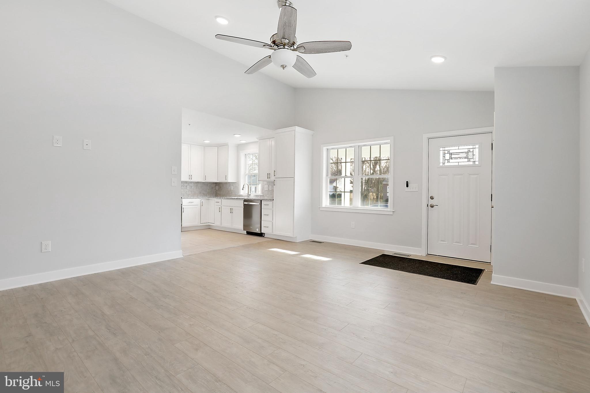 ABERDEEN HILLS - Residential