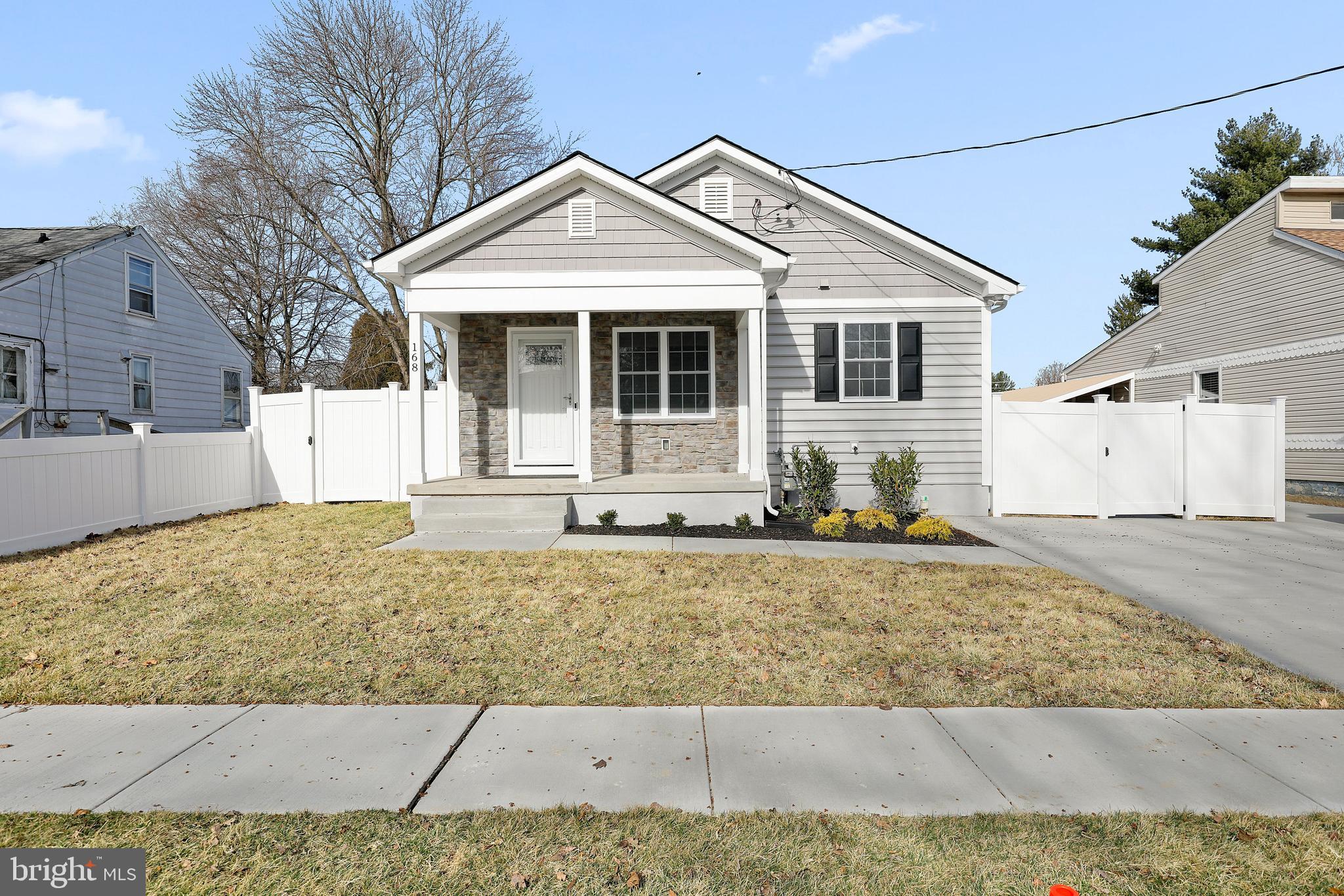 ABERDEEN HILLS - Residential