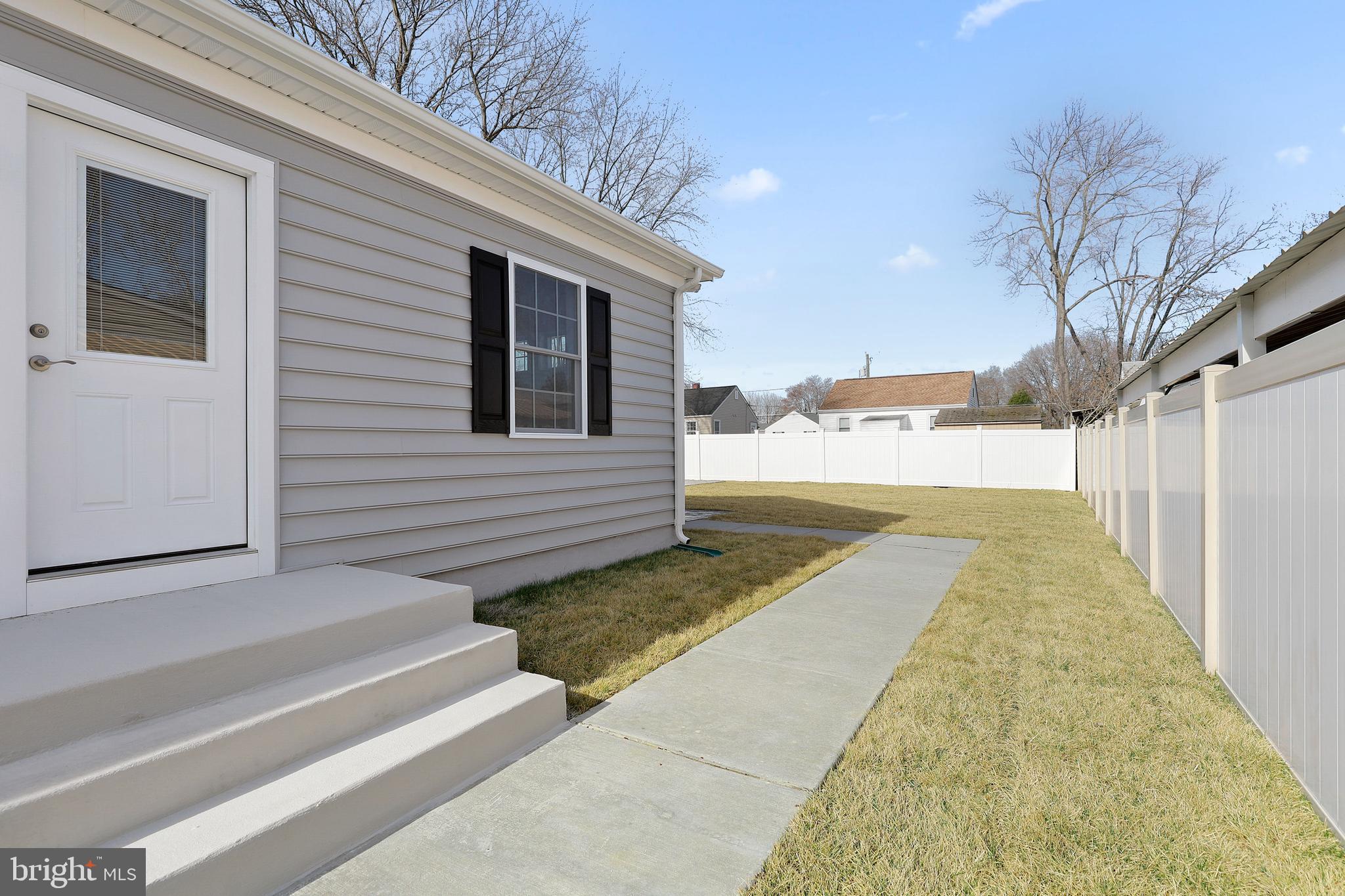 ABERDEEN HILLS - Residential