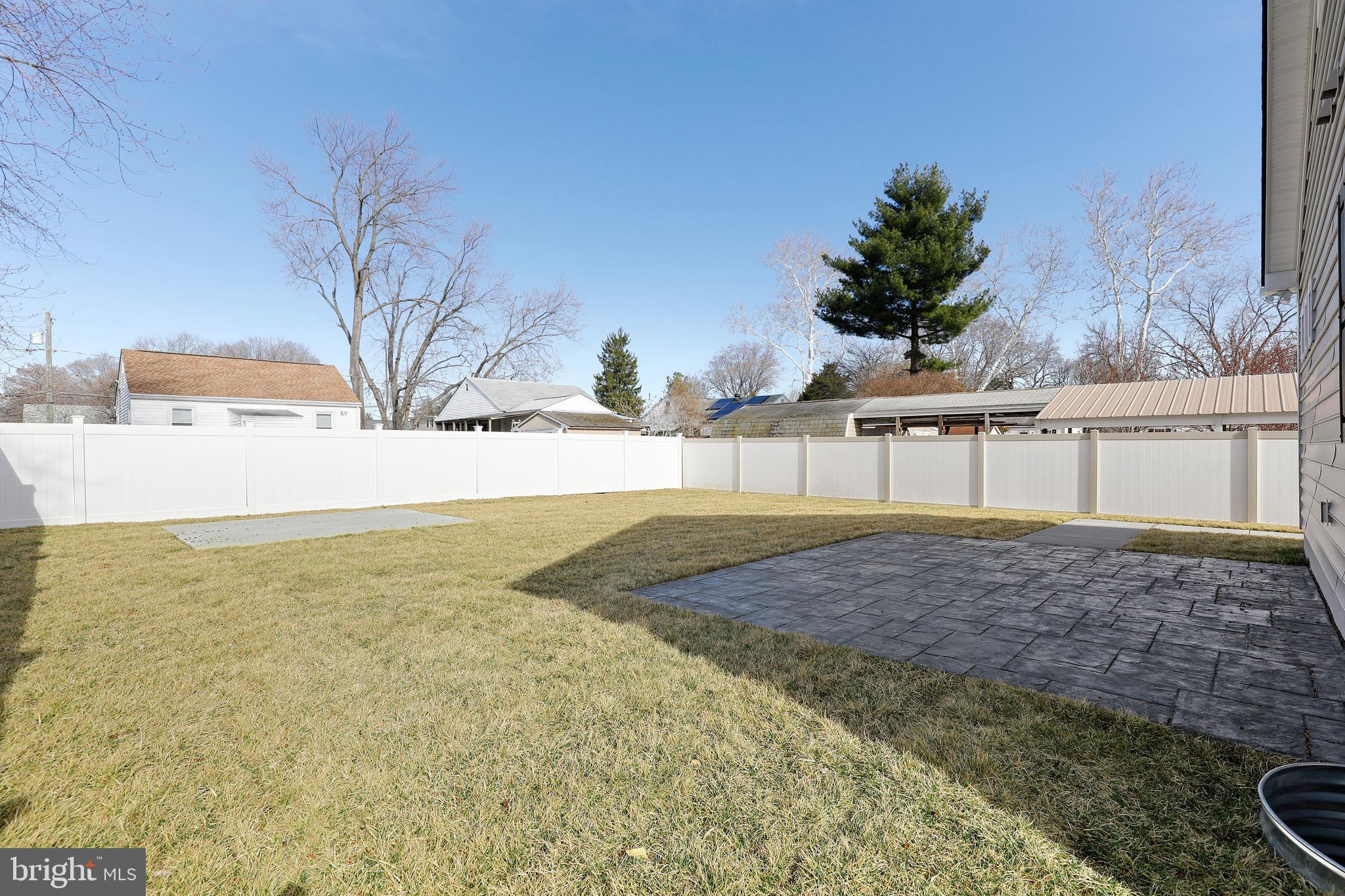 ABERDEEN HILLS - Residential