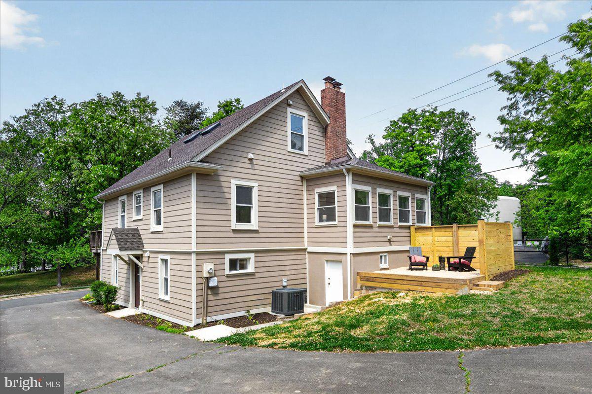 BRADDOCK COVE - Residential