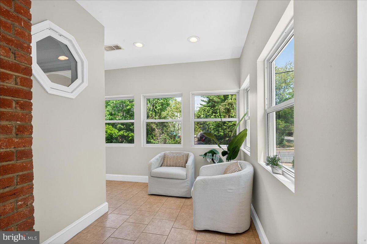 BRADDOCK COVE - Residential