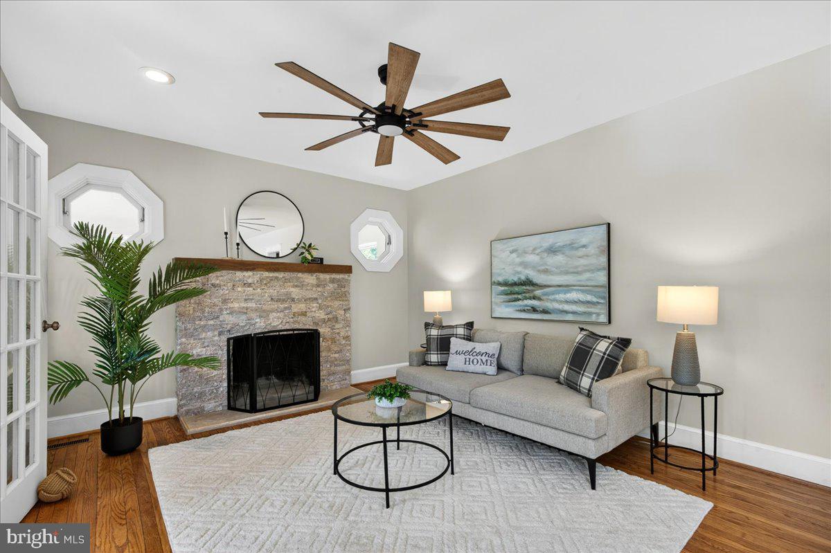 BRADDOCK COVE - Residential