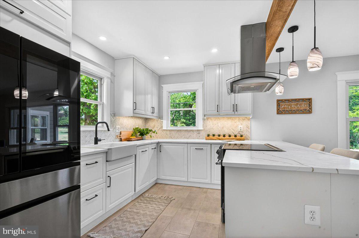 BRADDOCK COVE - Residential