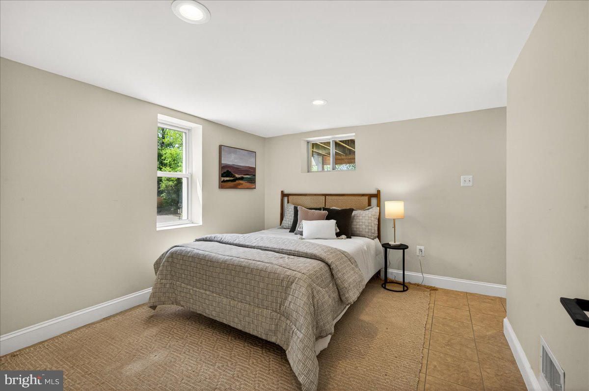 BRADDOCK COVE - Residential