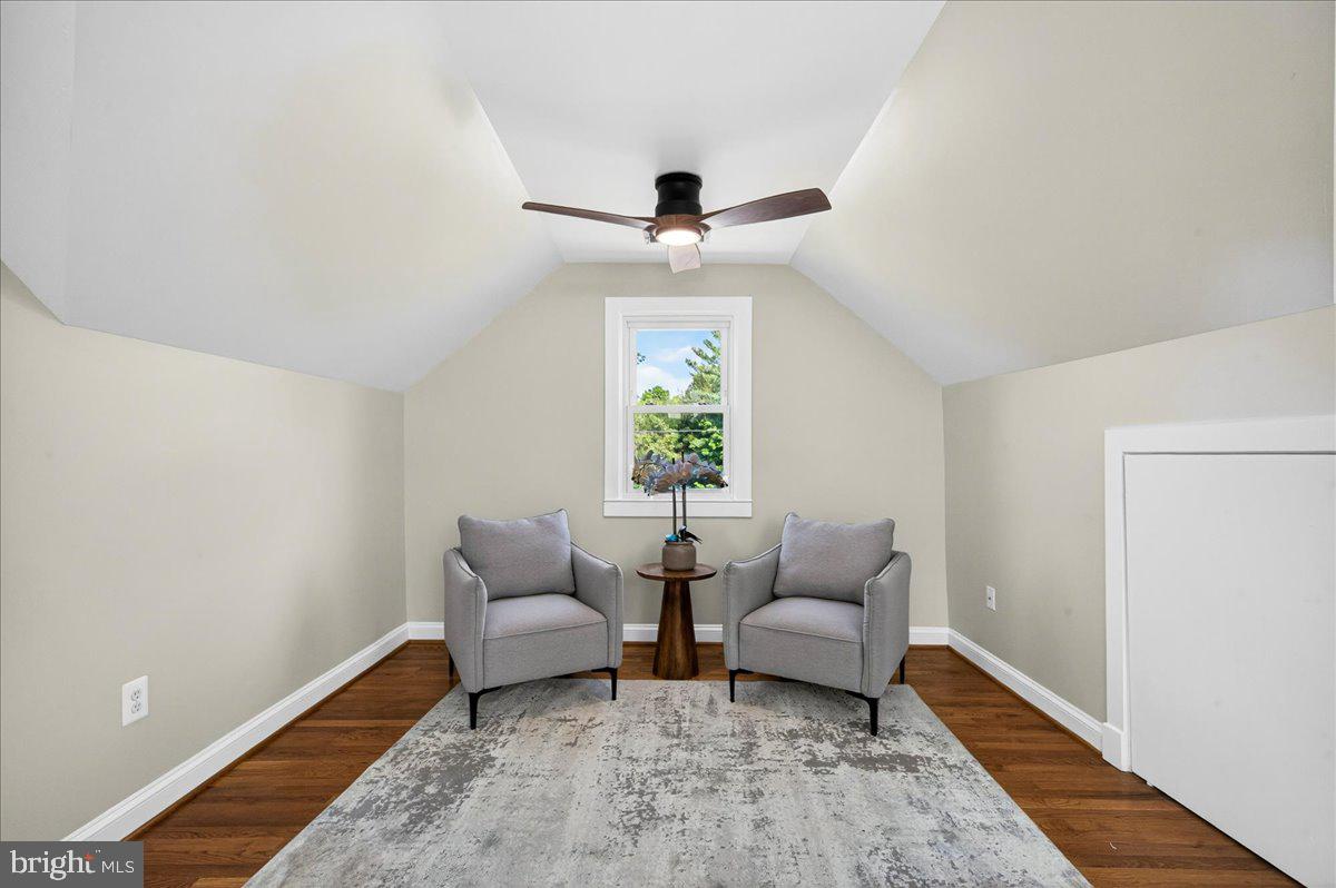 BRADDOCK COVE - Residential