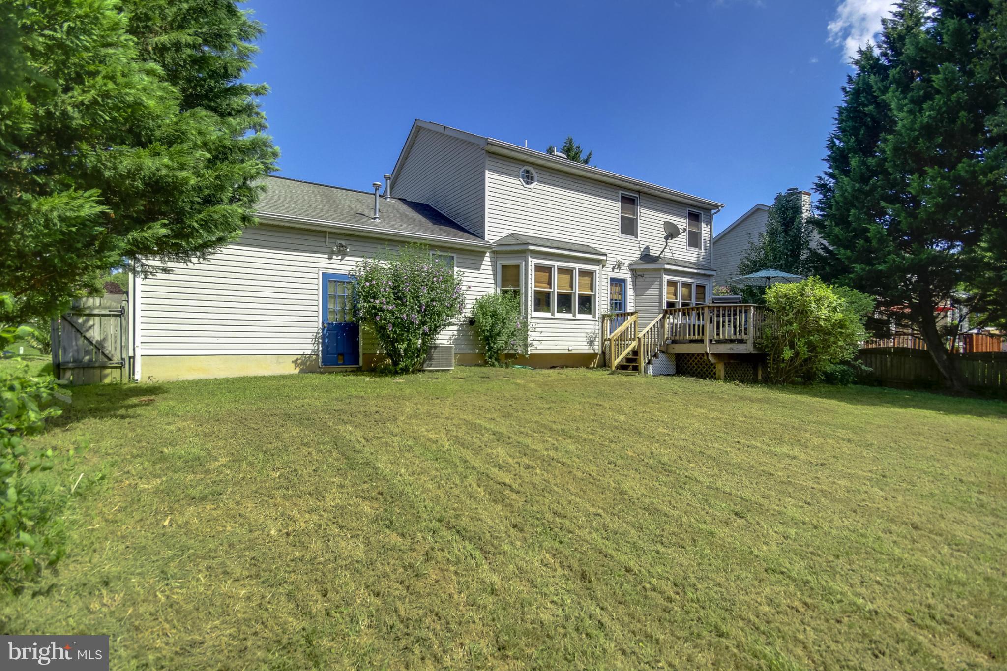 RED ROSE VILLAGE - Residential