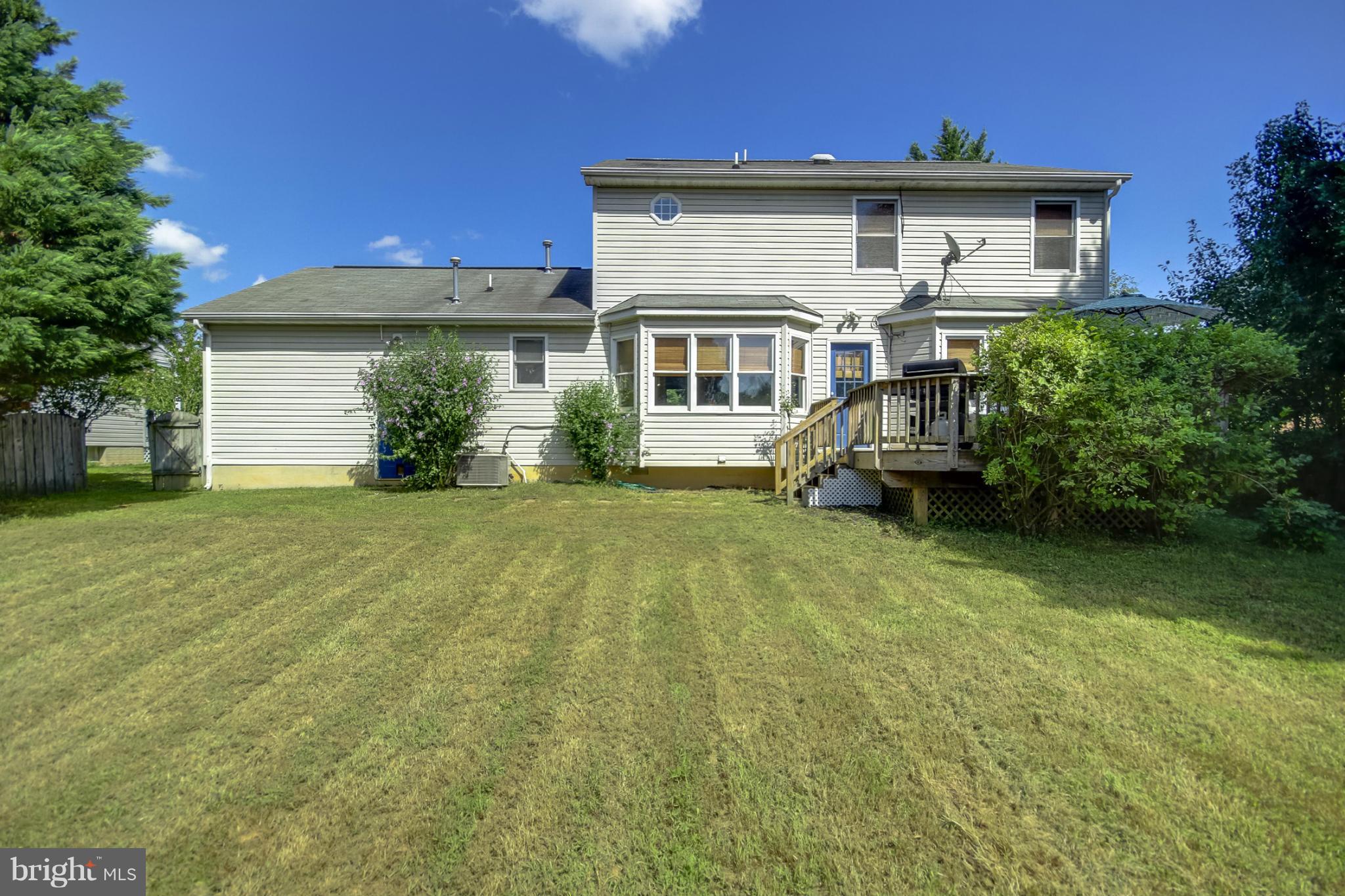 RED ROSE VILLAGE - Residential