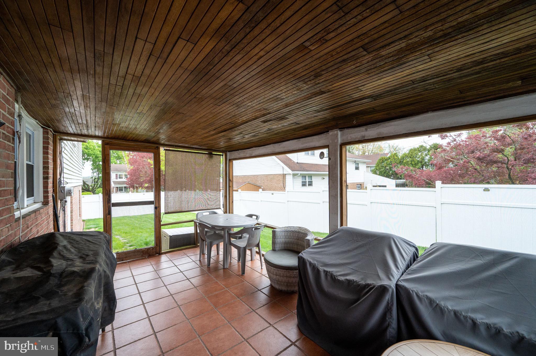 WHITFIELD - Residential