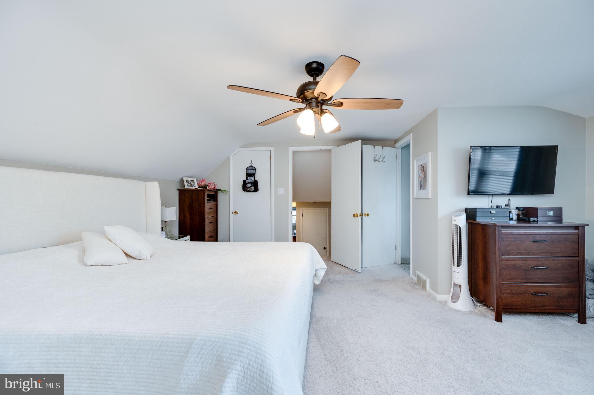 WHITFIELD - Residential