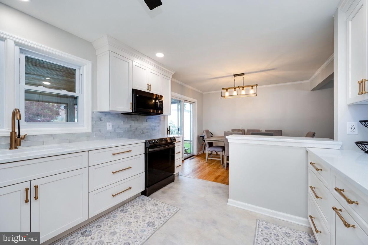 WHITFIELD - Residential