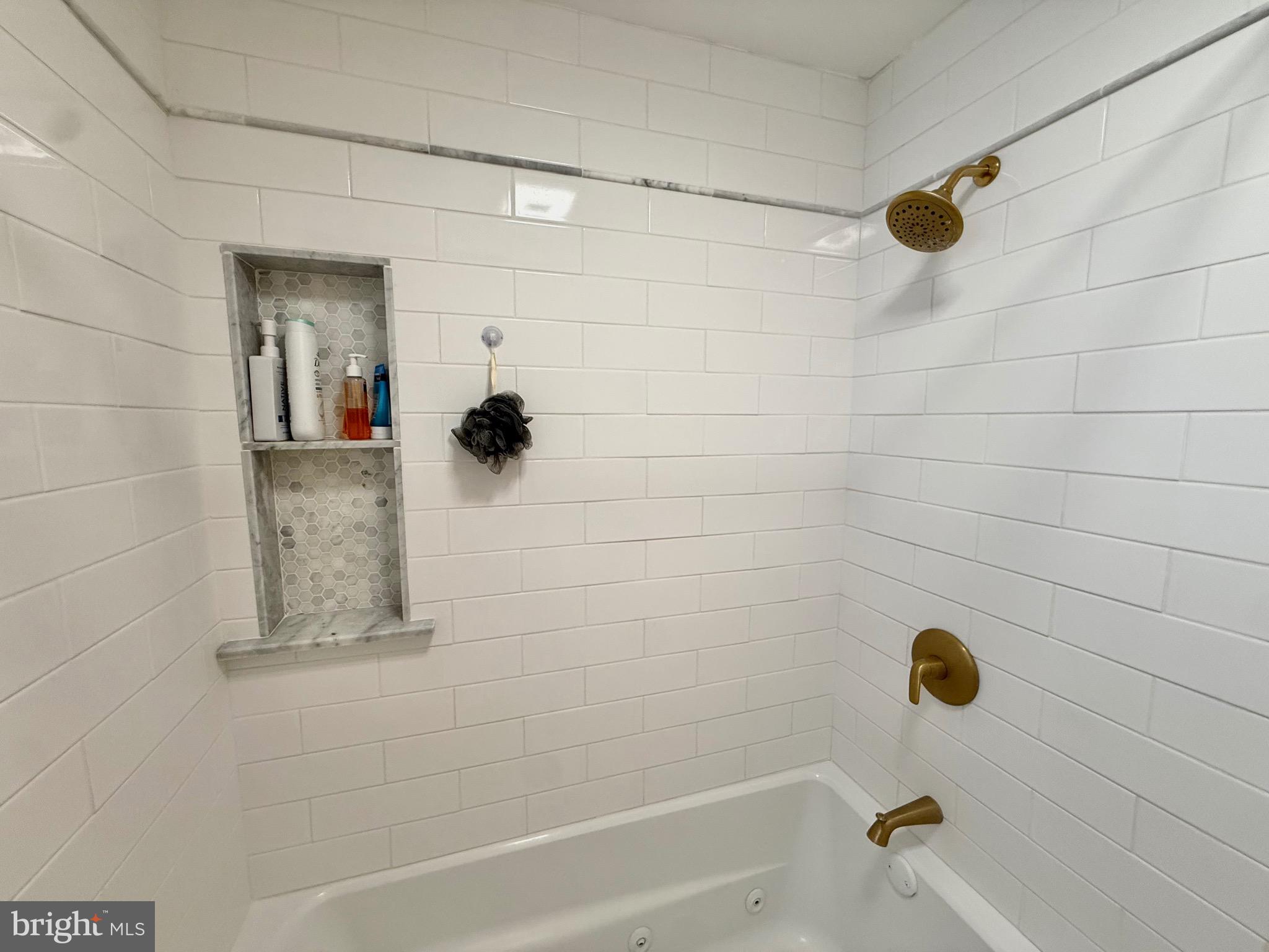 WHITFIELD - Residential