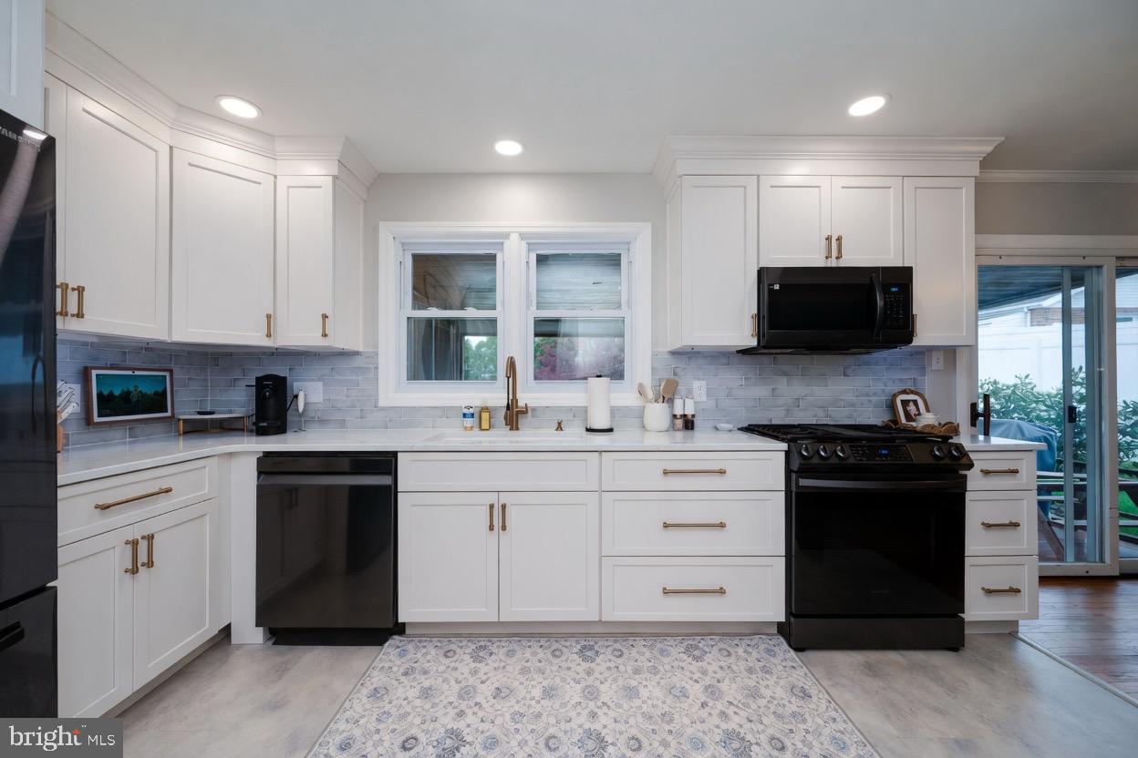 WHITFIELD - Residential