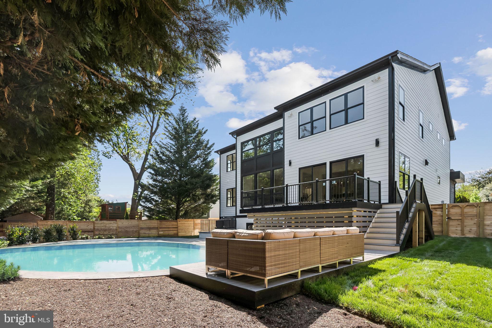 MERRIMACK PARK - Residential