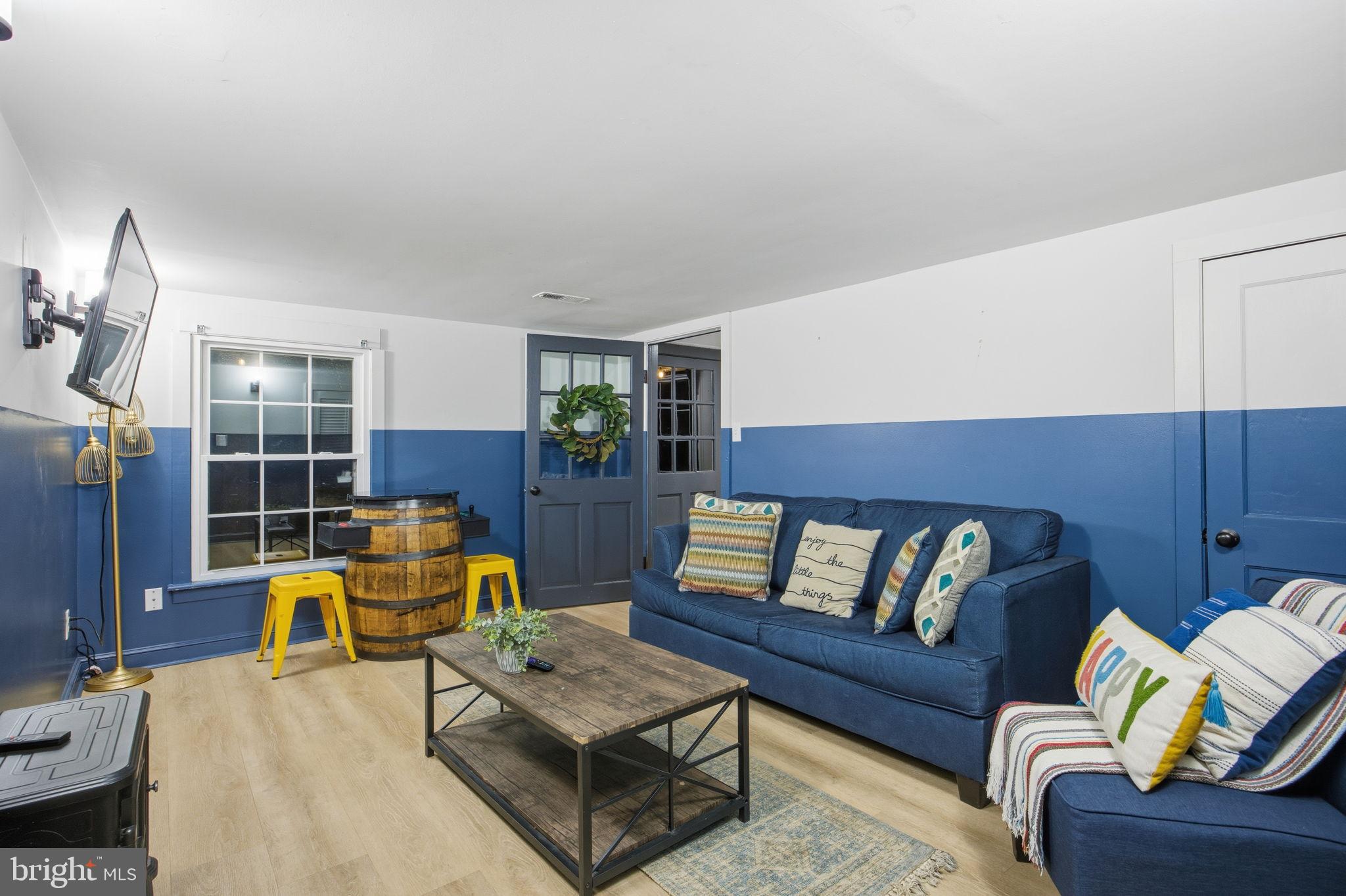 RIVERBEND - Residential