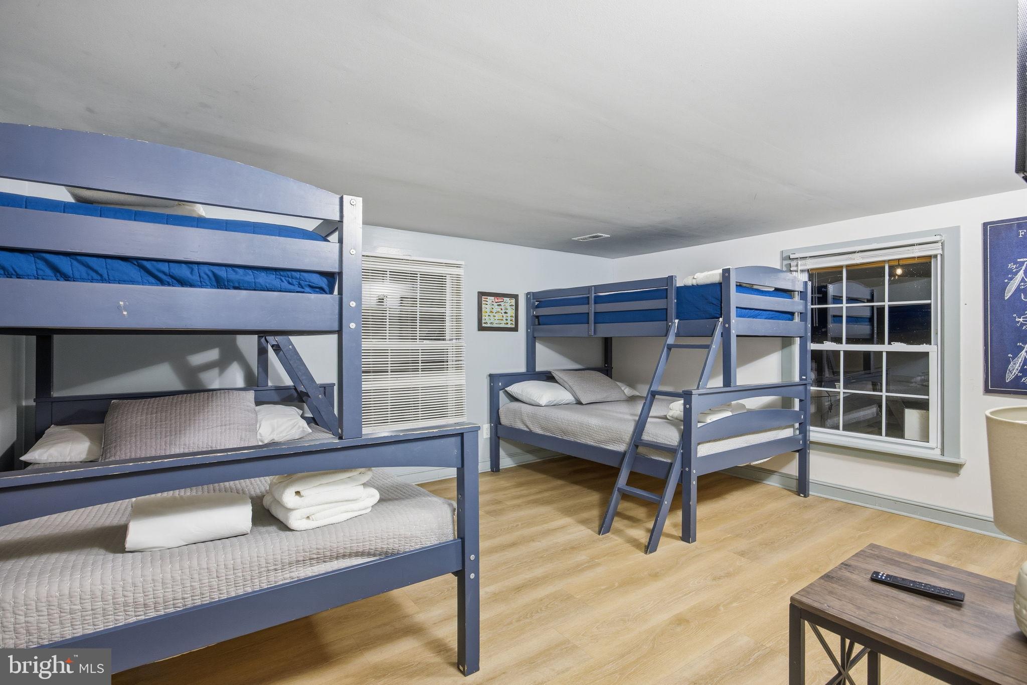 RIVERBEND - Residential