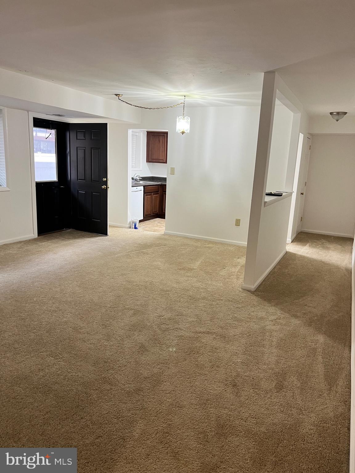 BOLLING BROOK - Residential Lease