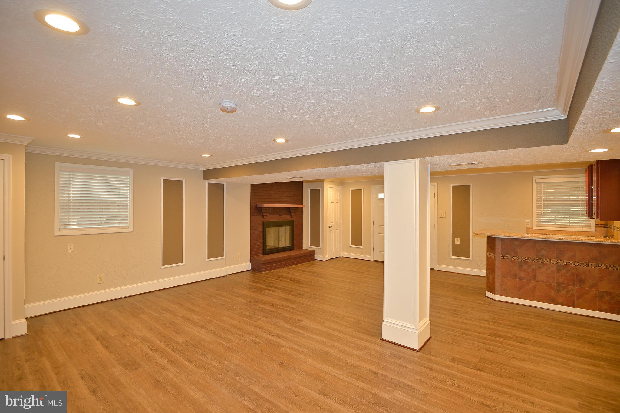 TANTALLON ON THE POTOMAC - Residential