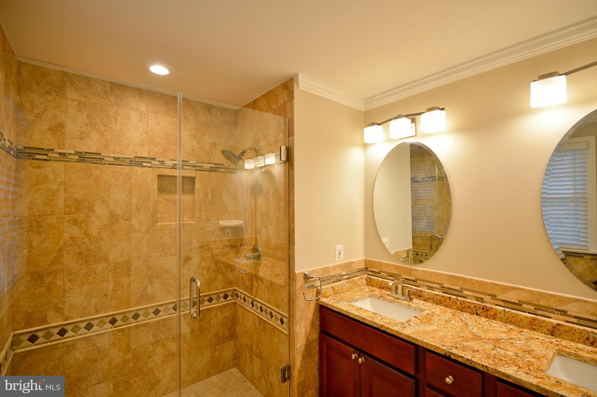 TANTALLON ON THE POTOMAC - Residential