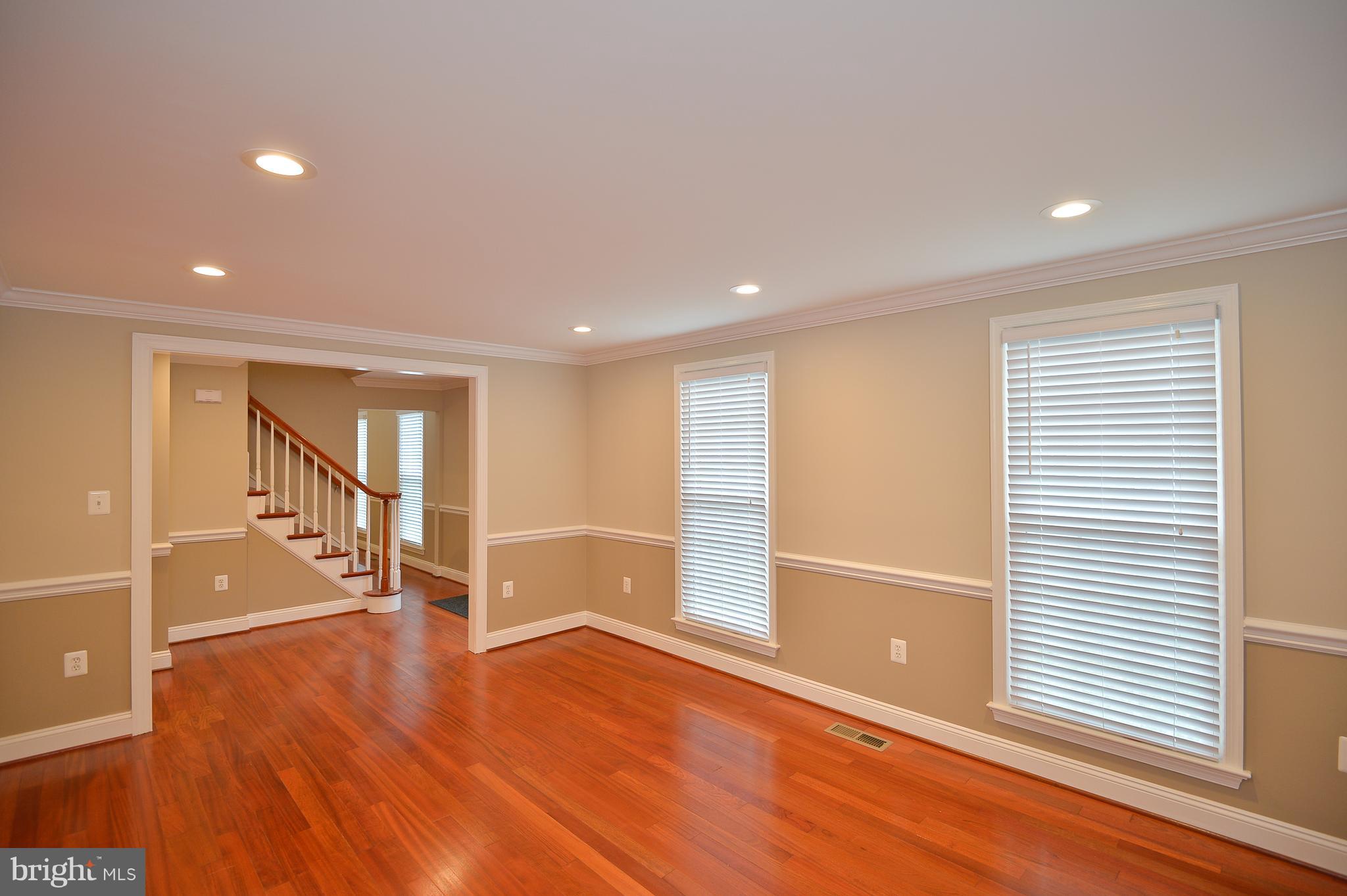 TANTALLON ON THE POTOMAC - Residential