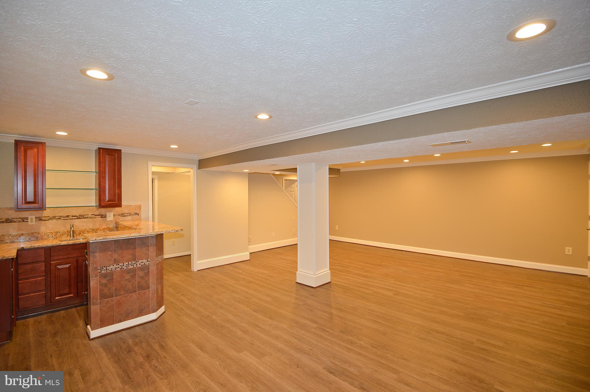 TANTALLON ON THE POTOMAC - Residential