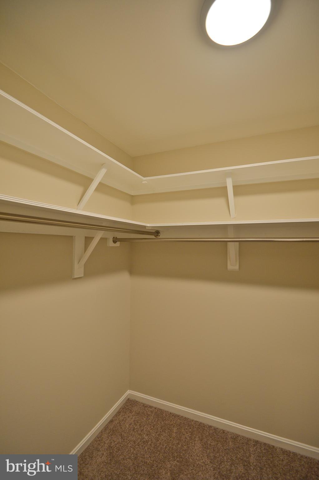 TANTALLON ON THE POTOMAC - Residential