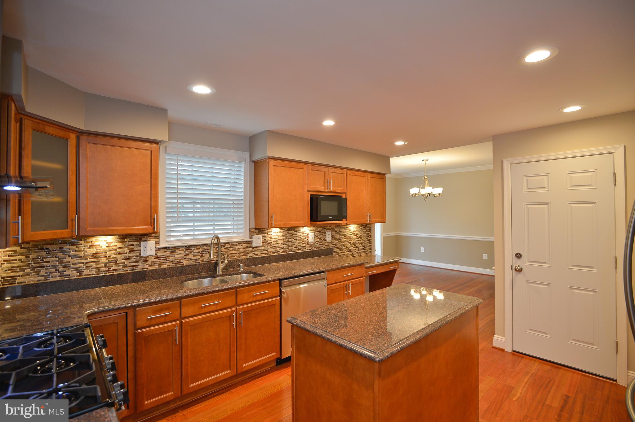 TANTALLON ON THE POTOMAC - Residential