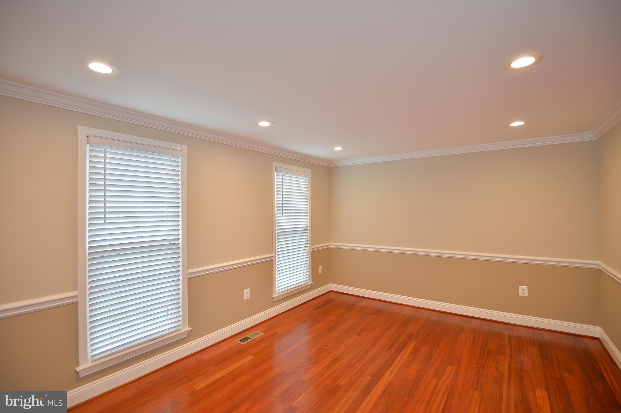 TANTALLON ON THE POTOMAC - Residential