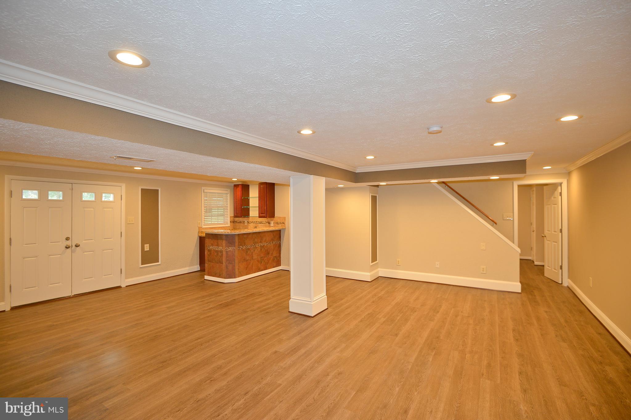 TANTALLON ON THE POTOMAC - Residential