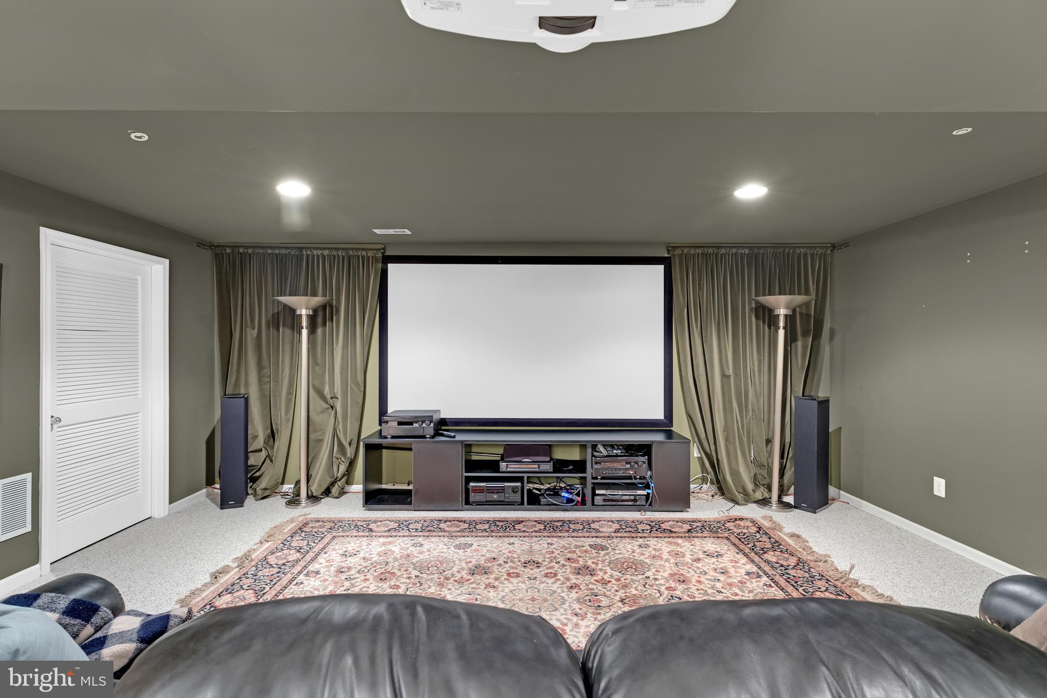 VILLAS AT SNOWDEN OVERLOOK - Residential